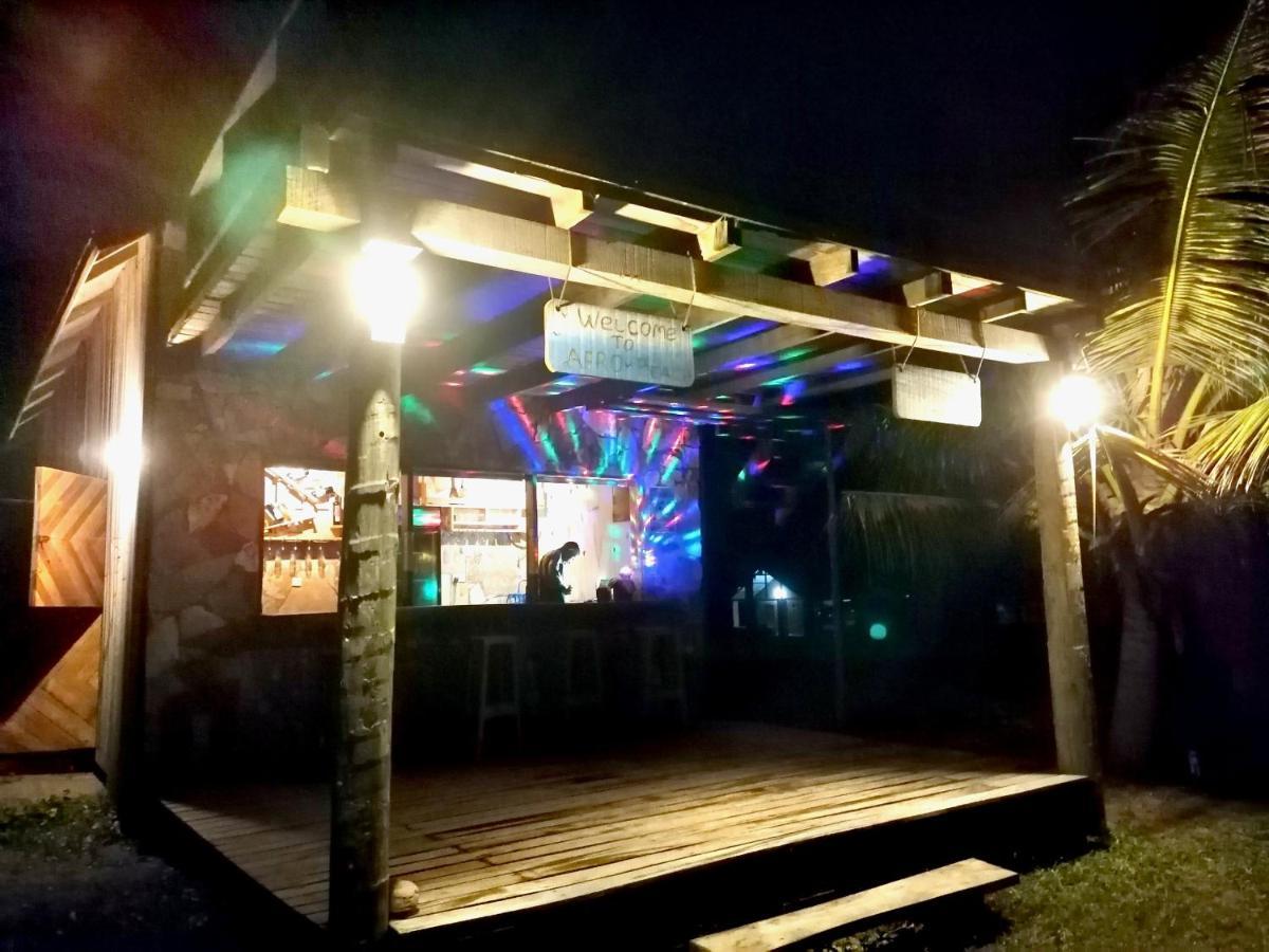 Afro Beach Eco Resort Butre Ngoại thất bức ảnh