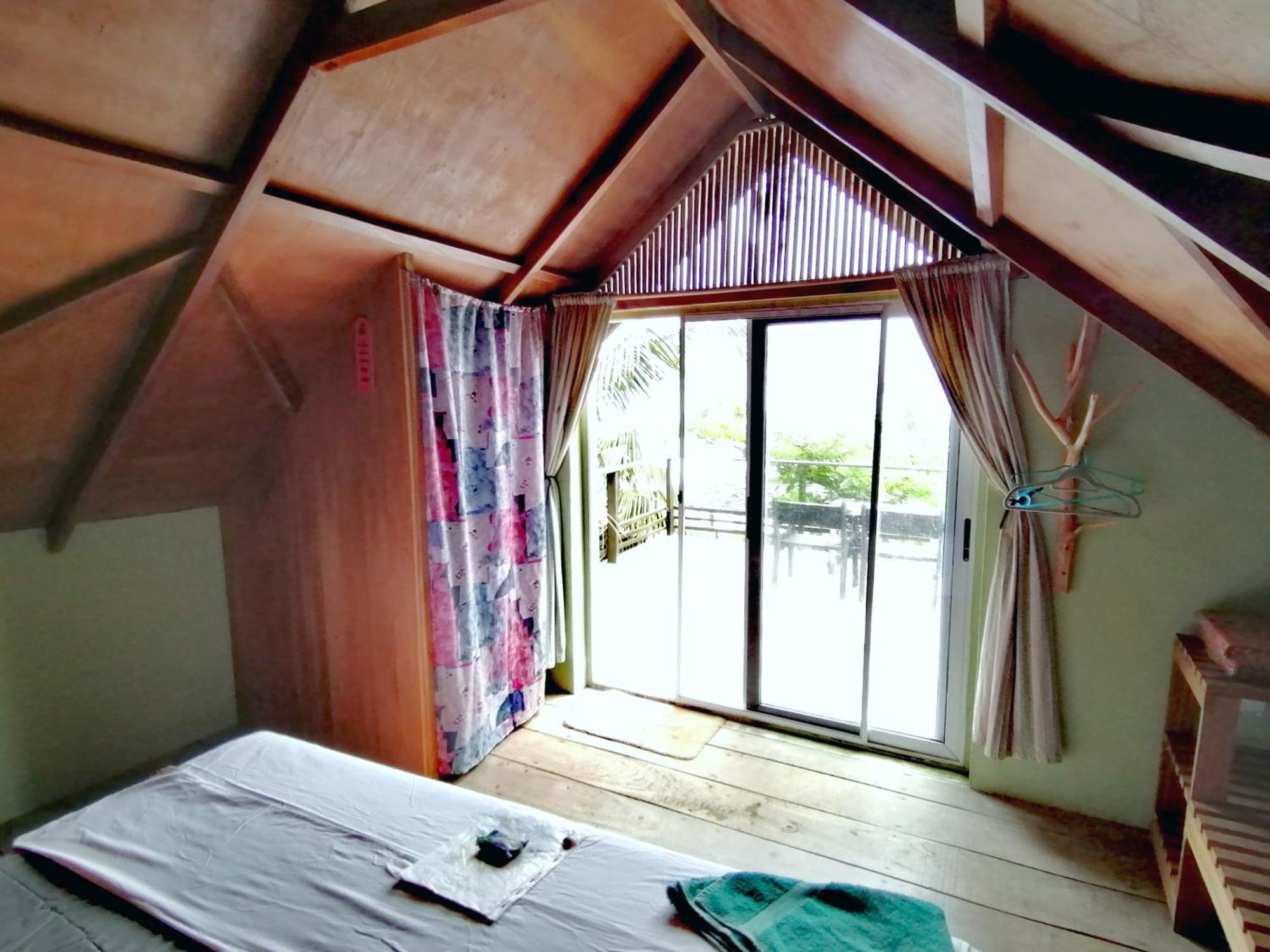 Afro Beach Eco Resort Butre Phòng bức ảnh